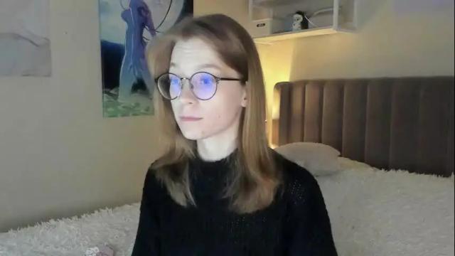 Image 4 of lunar_sofia Stream on Chaturbate on 23 days ago