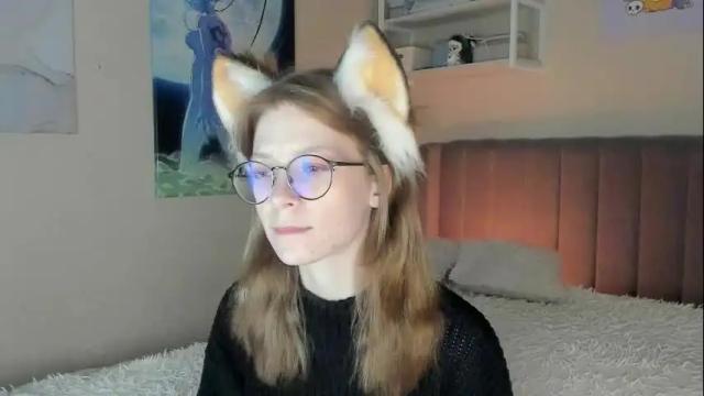 Image 7 of lunar_sofia Stream on Chaturbate on 13 days ago