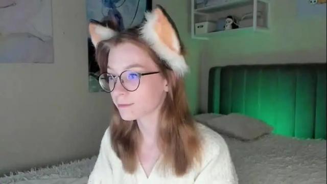 Image 2 of lunar_sofia Stream on Chaturbate on 12 days ago