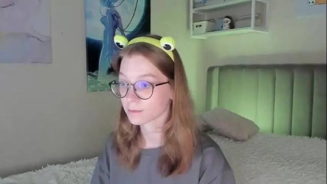 Image 6 of lunar_sofia Stream on Chaturbate on 7 days ago