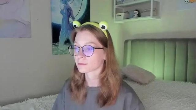 Image 7 of lunar_sofia Stream on Chaturbate on 7 days ago