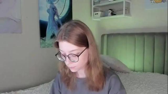 Image 12 of lunar_sofia Stream on Chaturbate on 6 days ago