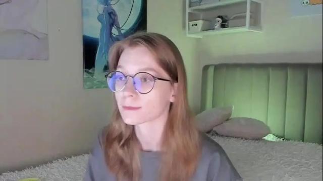 Image 4 of lunar_sofia Stream on Chaturbate on 4 days ago