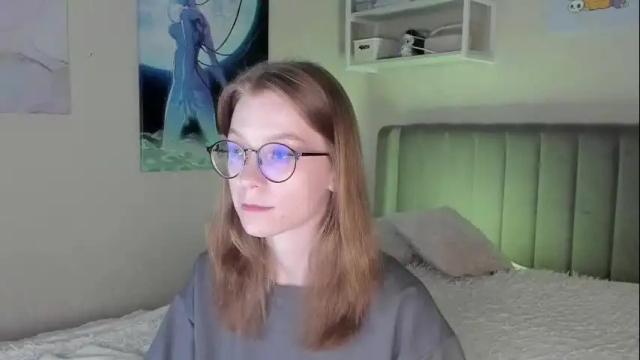 Image 10 of lunar_sofia Stream on Chaturbate on 1 day ago