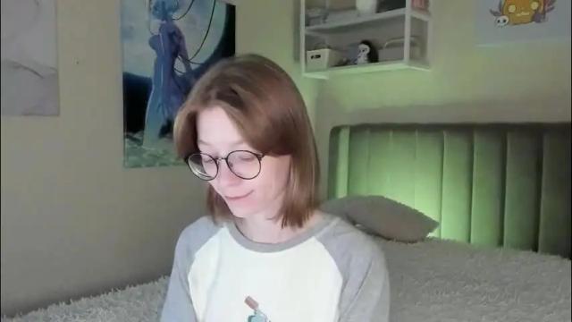 Image 6 of lunar_sofia Stream on Chaturbate on 1 month ago