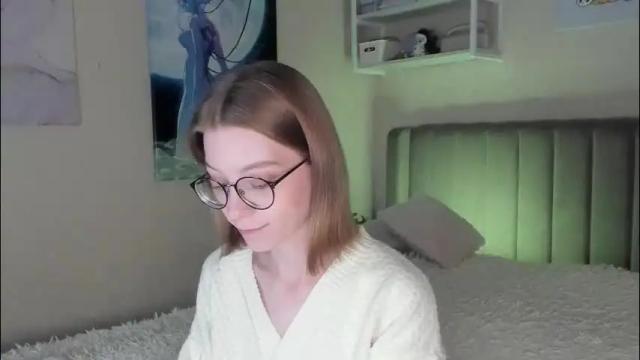 Image 6 of lunar_sofia Stream on Chaturbate on 22 days ago