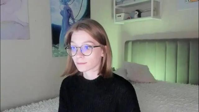 Image 4 of lunar_sofia Stream on Chaturbate on 19 days ago