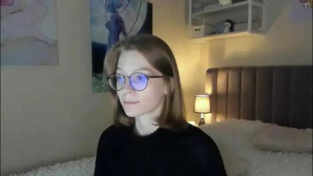 Image 12 of lunar_sofia Stream on Chaturbate on 11 days ago
