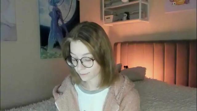 Image 6 of lunar_sofia Stream on Chaturbate on 1 month ago
