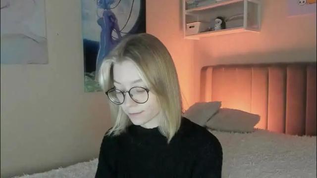 Thumbnail 3, lunar_sofia's Stream at Chaturbate, 1 month ago