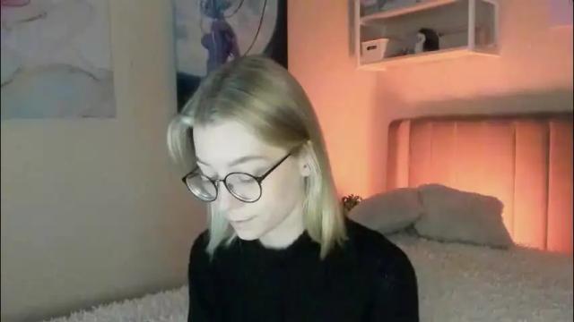 Thumbnail 1, lunar_sofia's Stream at Chaturbate, 1 month ago