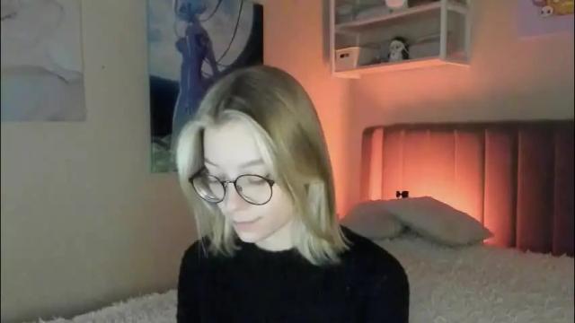 Thumbnail 3, lunar_sofia's Stream at Chaturbate, 1 month ago