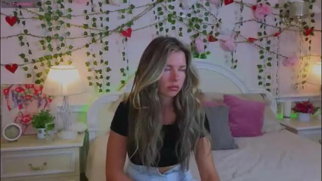 Thumbnail 1, lunarishi's Stream at Chaturbate, 1 month ago