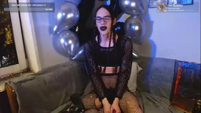 Image 7 of lunarlinda Stream on Chaturbate on 10 days ago