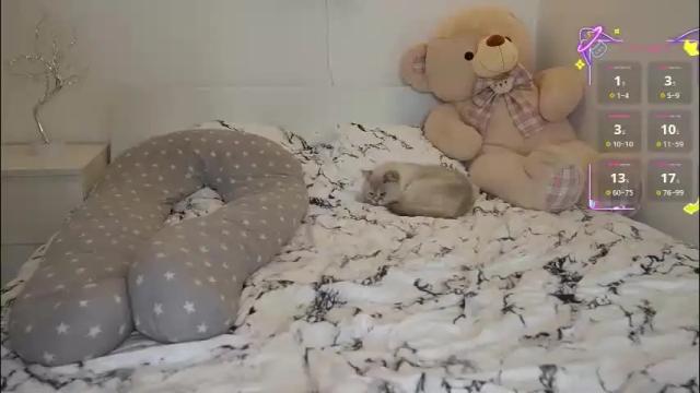 Image 2 of lunarrbaby Stream on Chaturbate on 1 month ago