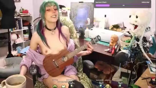 Thumbnail 2, lunasparkles's Stream at Chaturbate, 2 months ago