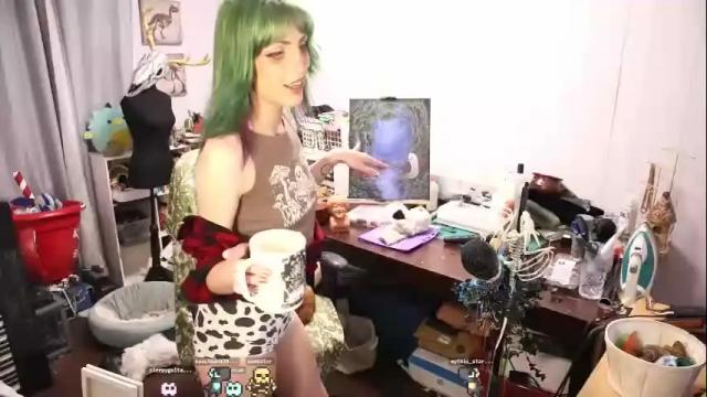 Thumbnail 3, lunasparkles's Stream at Chaturbate, 1 month ago