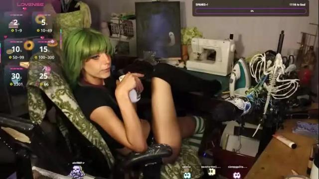 Image 3 of lunasparkles Stream on Chaturbate on 1 month ago