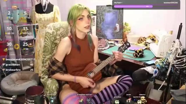 Image 11 of lunasparkles Stream on Chaturbate on 1 month ago