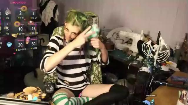 Image 3 of lunasparkles Stream on Chaturbate on 9 days ago