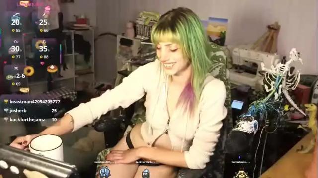 Thumbnail 1, lunasparkles's Stream at Chaturbate, 5 hours ago