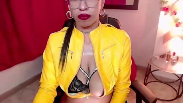 Image 11 of lunasxxcandy Stream on Chaturbate on 13 months ago