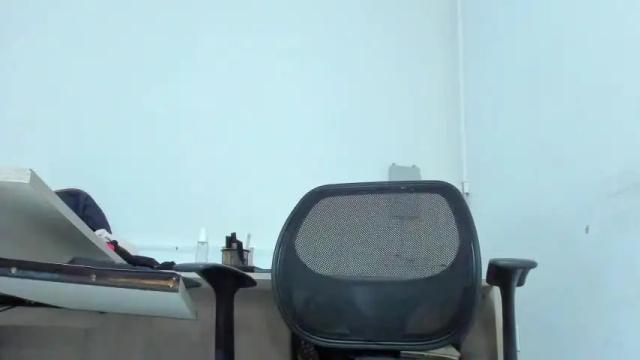 Image 10 of lunatikaaa Stream on Chaturbate on 14 months ago