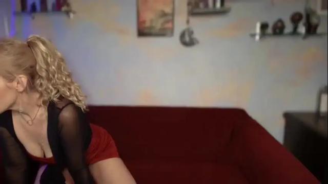 Image 2 of lunavianna Stream on Chaturbate on 1 month ago