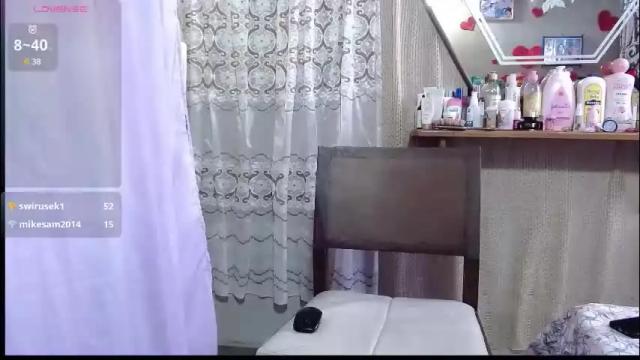 Image 8 of lunawillis Stream on Chaturbate on 3 months ago