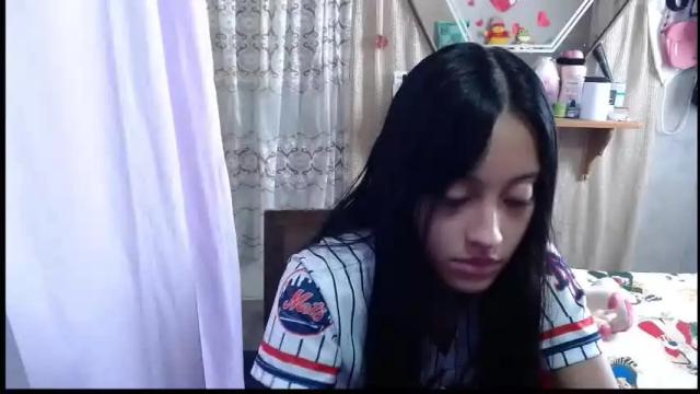 Image 6 of lunawillis Stream on Chaturbate on 28 days ago