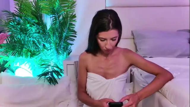 Image 11 of lunawills_ Stream on Chaturbate on 1 month ago