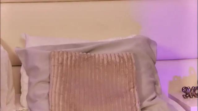 Image 2 of lunawills_ Stream on Chaturbate on 2 months ago