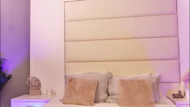 Image 8 of lunawills_ Stream on Chaturbate on 2 months ago