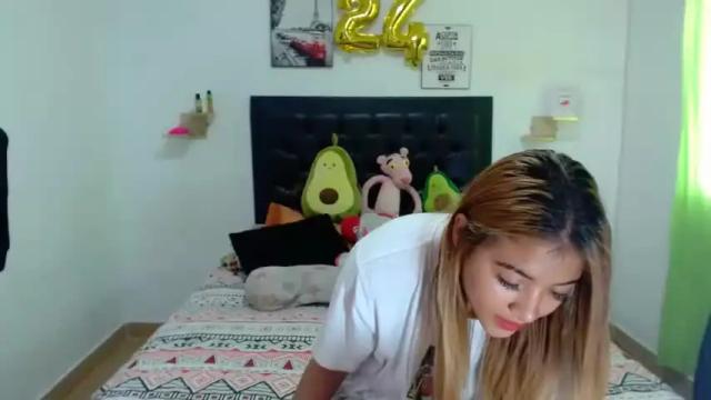 Image 4 of lunay_gutierreez Stream on Chaturbate on 13 months ago