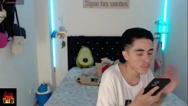 Image 4 of lunay_gutierreez Stream on Chaturbate on 20 days ago