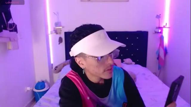 Image 2 of lunay_gutierreez Stream on Chaturbate on 16 days ago