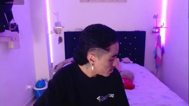 Image 7 of lunay_gutierreez Stream on Chaturbate on 16 days ago