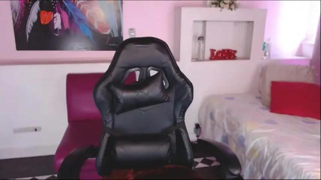 Image 4 of lunoox_ Stream on Chaturbate on 4 months ago