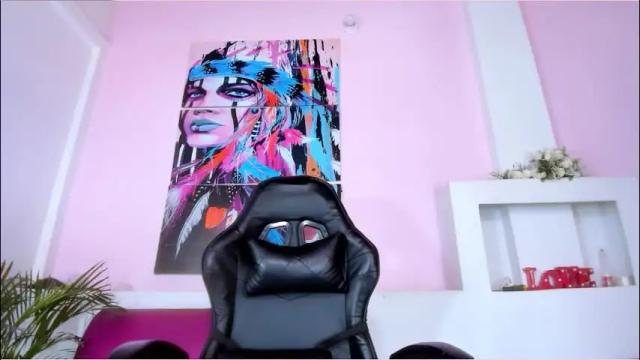 Image 10 of lunoox_ Stream on Chaturbate on 1 month ago