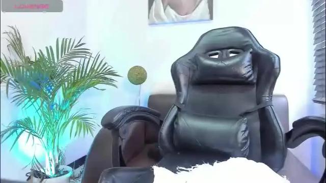 Image 11 of lunoox_ Stream on Chaturbate on 1 month ago