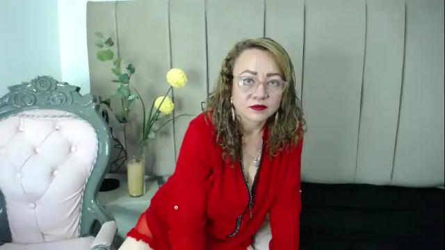 Image 10 of lupita223 Stream on Chaturbate on 1 month ago