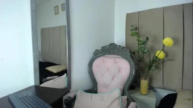 Image 3 of lupita223 Stream on Chaturbate on 1 month ago