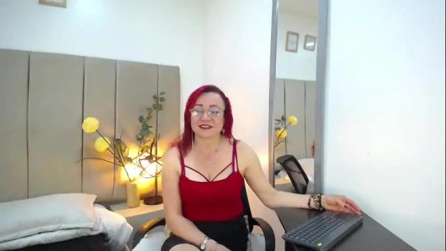 Image 2 of lupita223 Stream on Chaturbate on 1 month ago