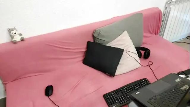 Image 10 of luros_modasy Stream on Chaturbate on 6 months ago