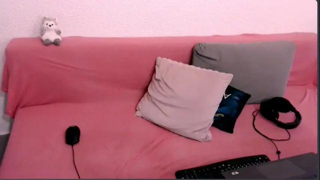 Image 4 of luros_modasy Stream on Chaturbate on 6 months ago