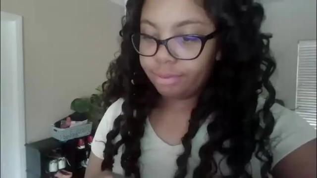 Image 4 of lusciouskoko Stream on Chaturbate on 2 months ago