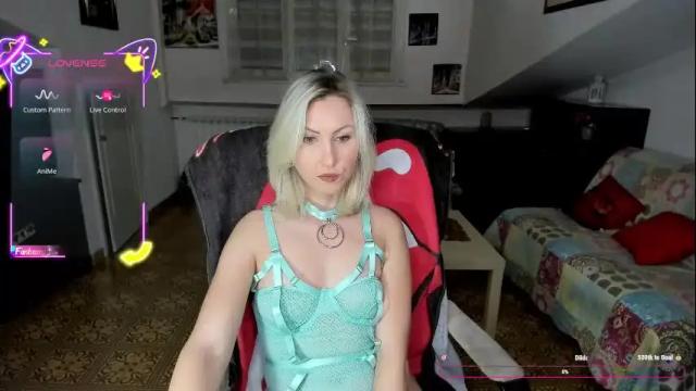 Image 2 of lush_addicted Stream on Chaturbate on 19 days ago