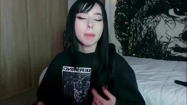Image 4 of lustful_aprilx Stream on Chaturbate on 3 months ago
