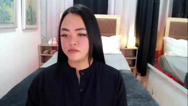 Image 2 of lustfuloffendertrina Stream on Chaturbate on 13 hours ago