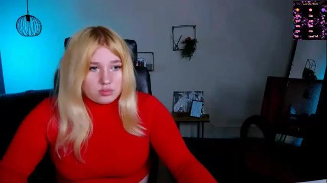 Image 2 of lusy_puff Stream on Chaturbate on 1 day ago
